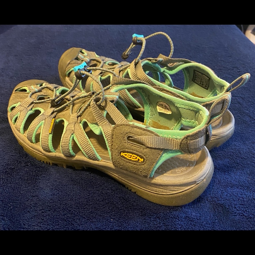 Keen hiking walking waterproof sandals -size 8